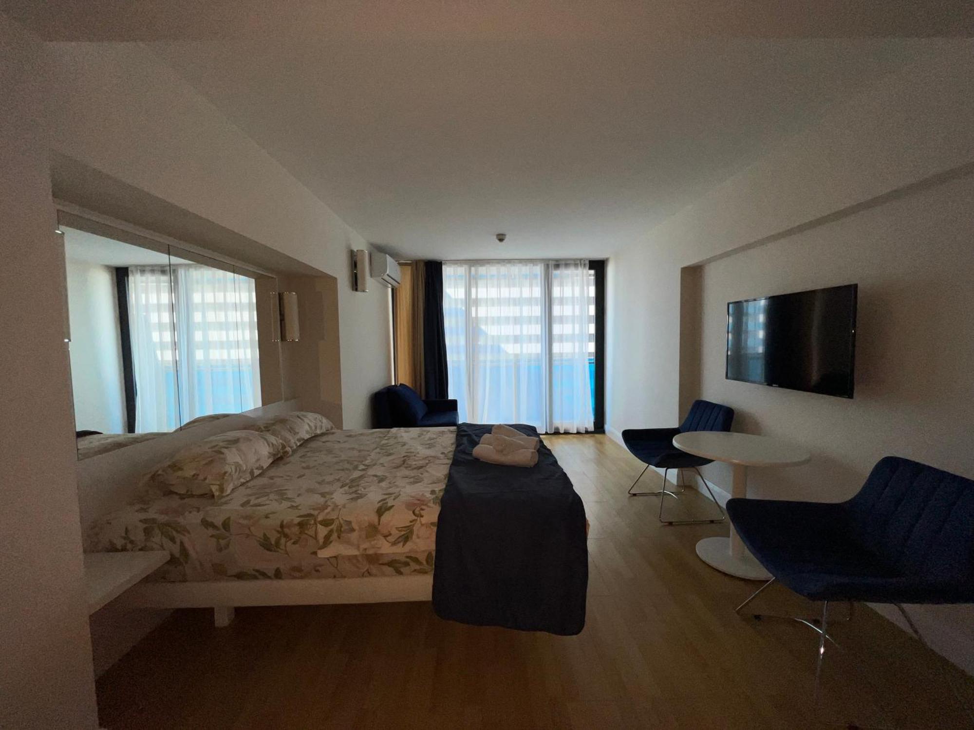 Panorama Black Sea View & Aparthotel באטומי מראה חיצוני תמונה
