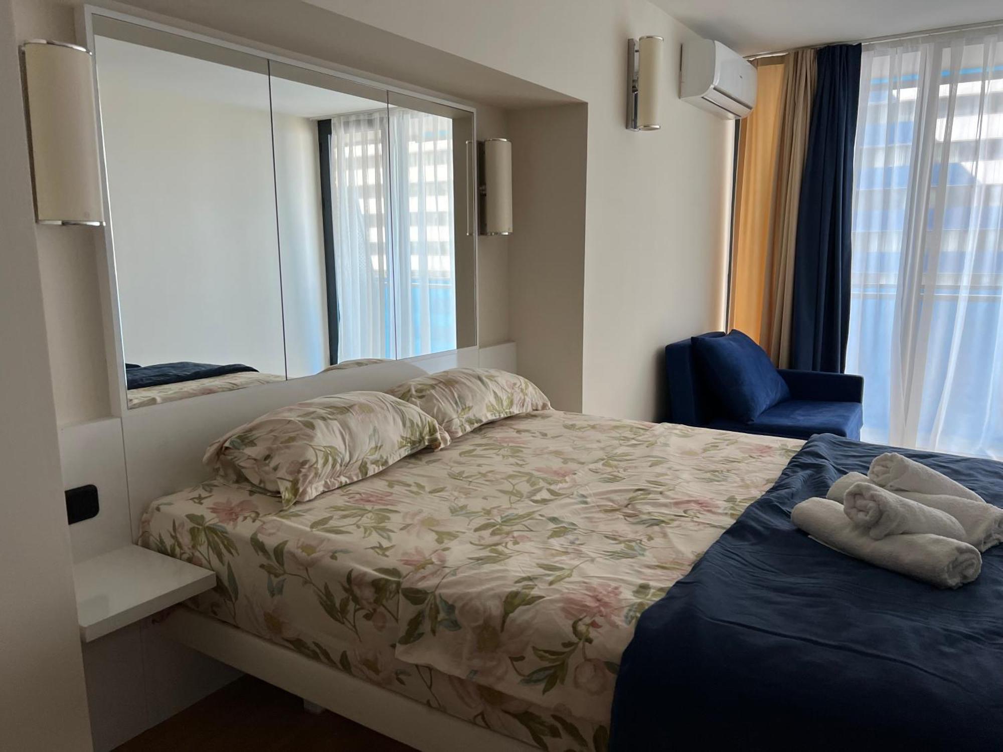 Panorama Black Sea View & Aparthotel באטומי מראה חיצוני תמונה