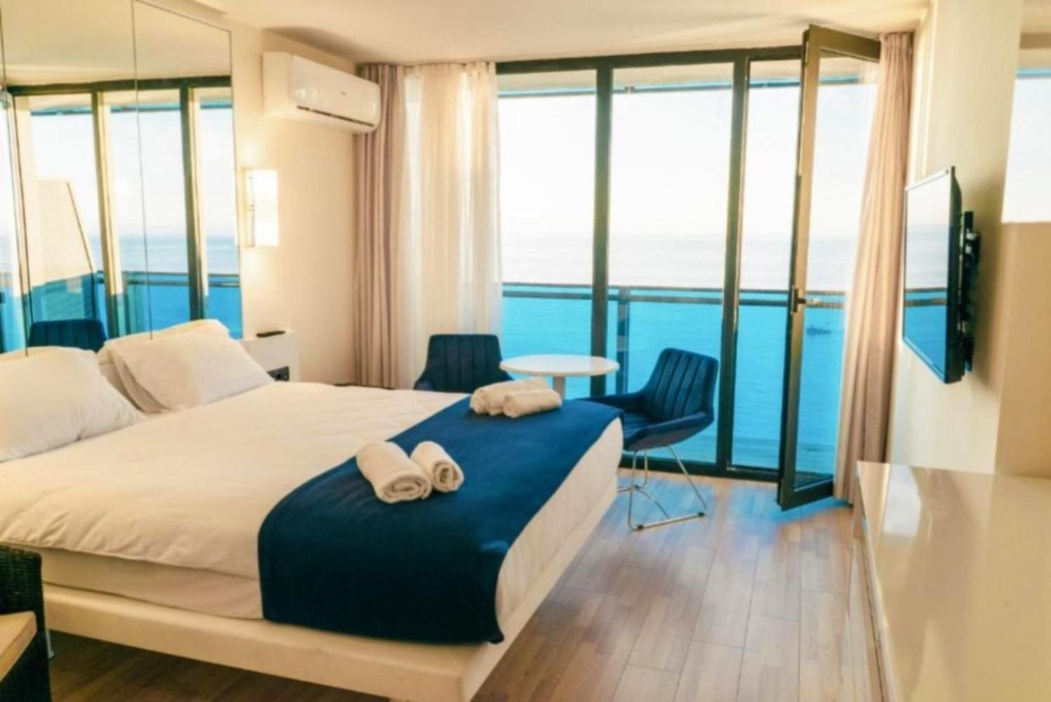 Panorama Black Sea View & Aparthotel באטומי מראה חיצוני תמונה