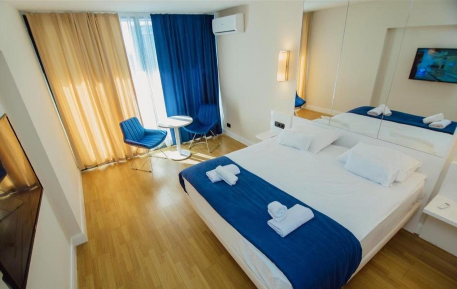 Panorama Black Sea View & Aparthotel באטומי מראה חיצוני תמונה